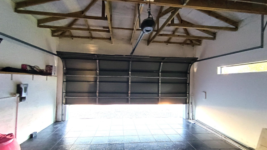 4 Bedroom Property for Sale in Parklands North Western Cape